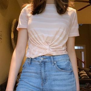 🌸3/$12🌸 Pastel Pink Twist Top